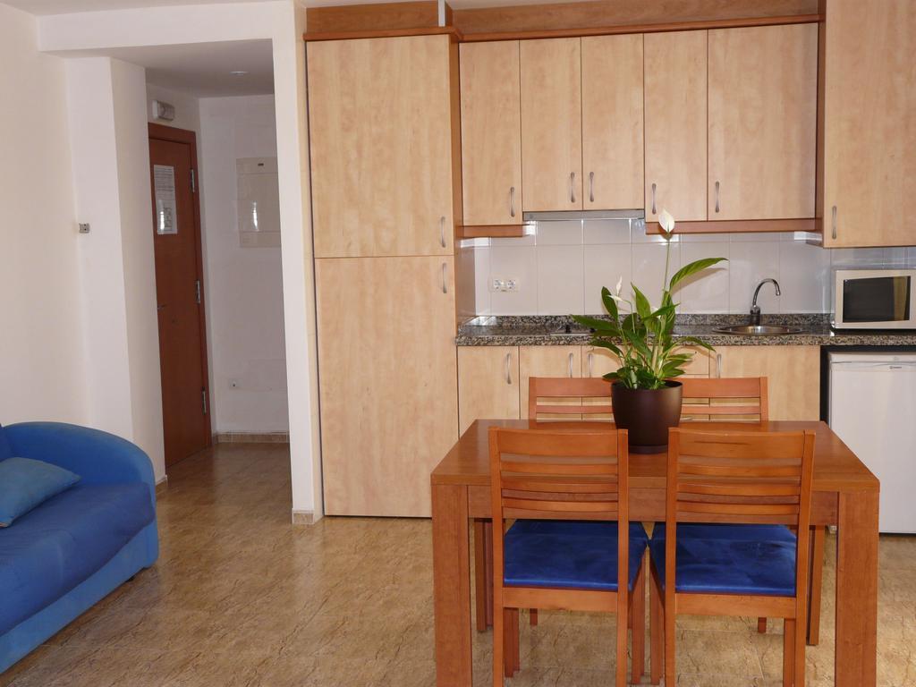 Apart Hotels Mar Blava Cubelles Phòng bức ảnh