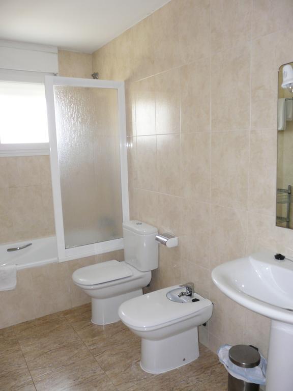 Apart Hotels Mar Blava Cubelles Ngoại thất bức ảnh