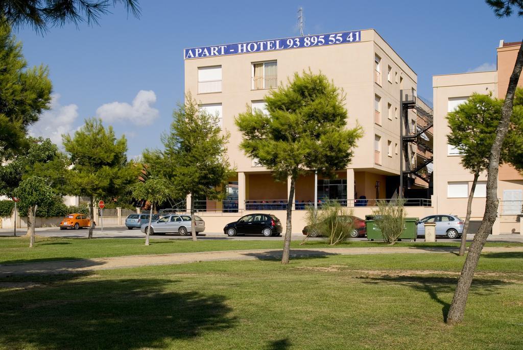 Apart Hotels Mar Blava Cubelles Ngoại thất bức ảnh